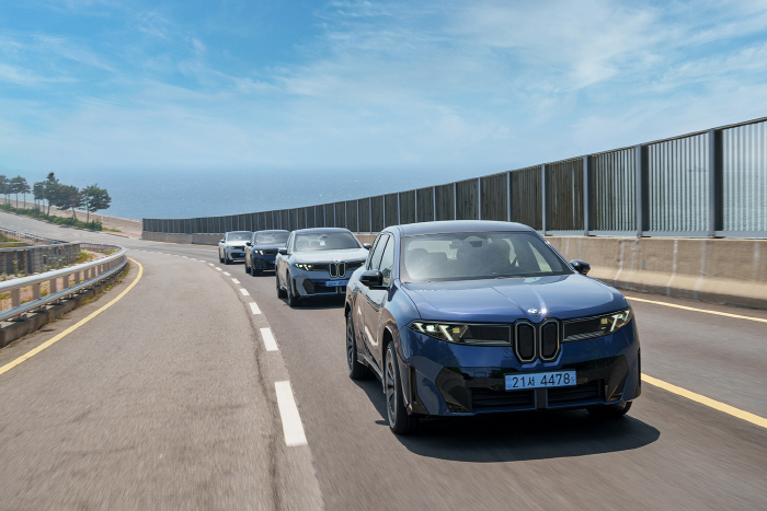 사진1-차세대 프리미엄 순수전기 SAV 더 뉴 BMW iX3