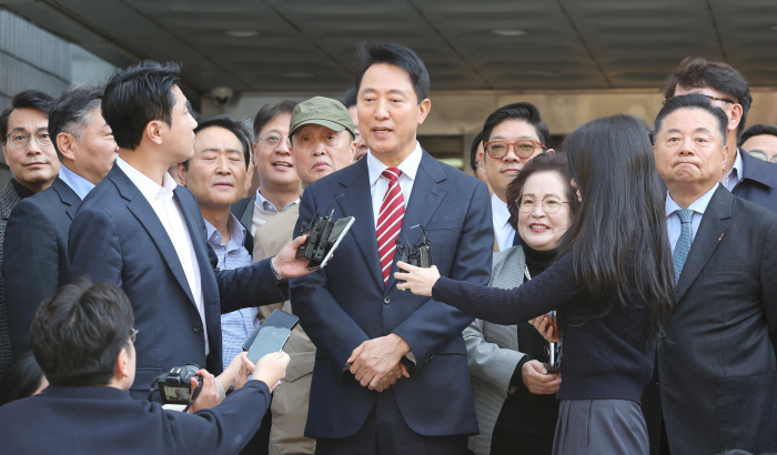 항소심 무죄, 입장 밝히는 오세훈 서울시장<YONHAP NO-5469>
