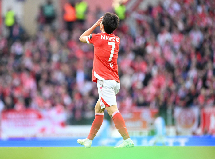 FBL-GER-BUNDESLIGA-MAINZ-BREMEN