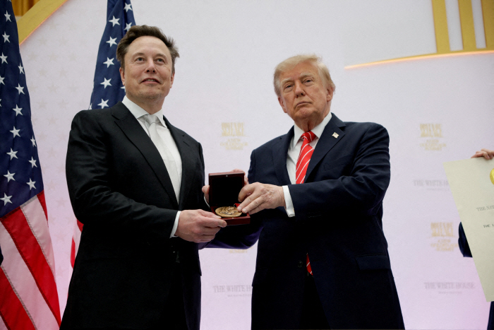 USA-ELECTION/MUSK-DONATIONS