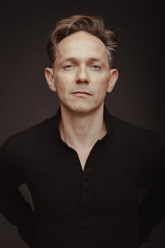 이스틴 데이비스 Iestyn Davies 4 ⓒPablo Strong Photography