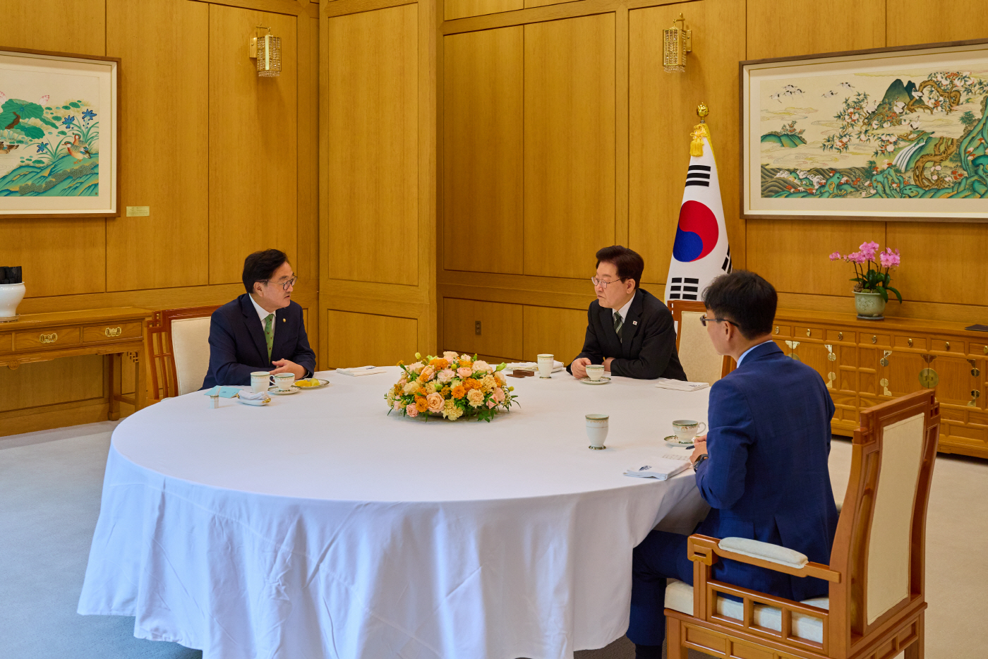 이재명 대통령, 우원식 전 국회의장과 오찬