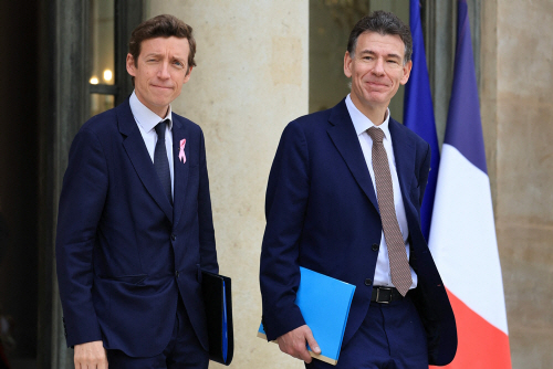 FRANCE-POLITICS-GOVERNMENT-CABINET <YONHAP NO-7091> (AFP)