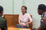 왕이 中 외교부장 비밀리에 아웅산 수치 면담