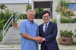 “더 자주 찾아뵙겠습니다” 김동연 지사, 문재인 전 대통..