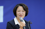 추미애 “수사·기소 분리 예외 없어…완전한 검찰개혁이 시..