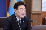 [사설] 李대통령, 연임·공소취소 입장 분명히 밝혀야