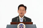 李 “기초연금 더 두텁게”…노인일자리 118만개·간병비..