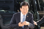 [사설] ‘현실 부정’에 궤변까지…정동영 사퇴 마땅