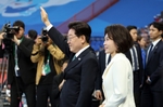 李 지지율, 전주比 2.1%p 오른 37.3%…3주 만에..
